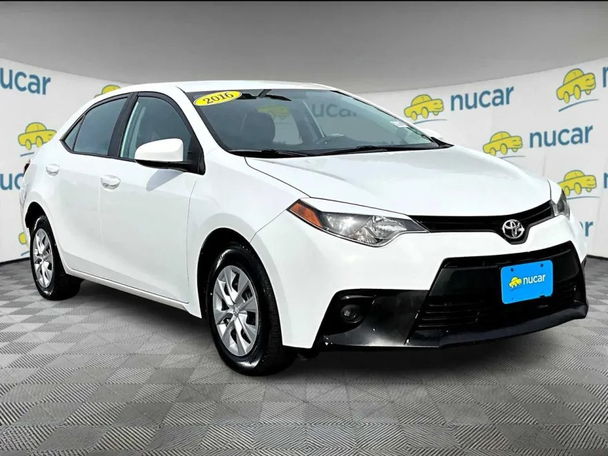 2016 Toyota Corolla L photo 1