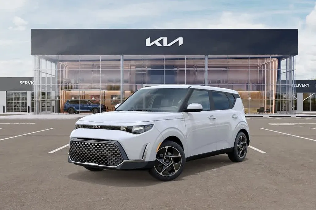 2025 Kia Soul EX photo 1