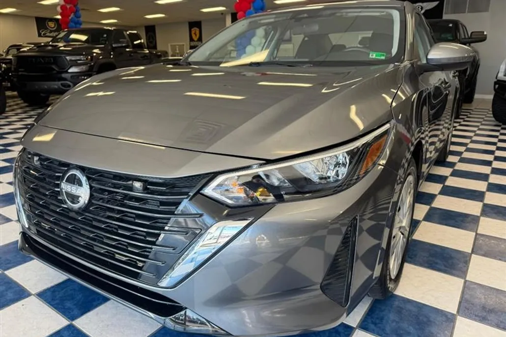 2024 Nissan Sentra S photo 1