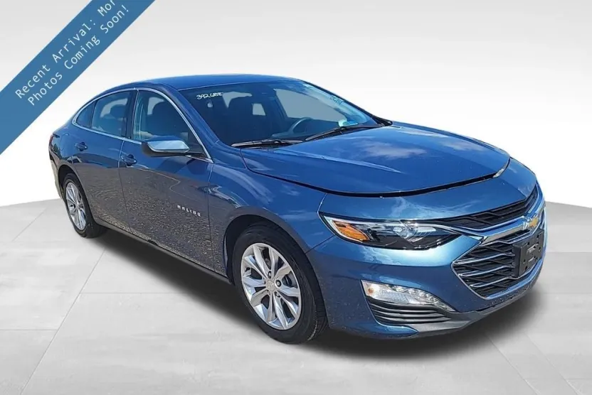 2024 Chevrolet Malibu 1LT photo 1