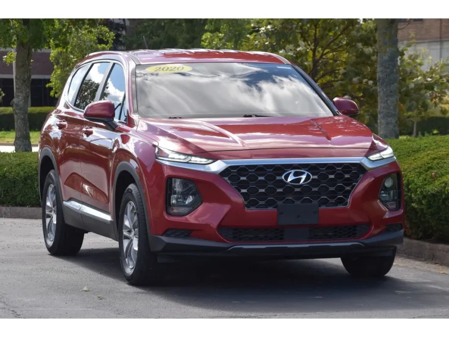 2020 Hyundai Santa Fe SE photo 1