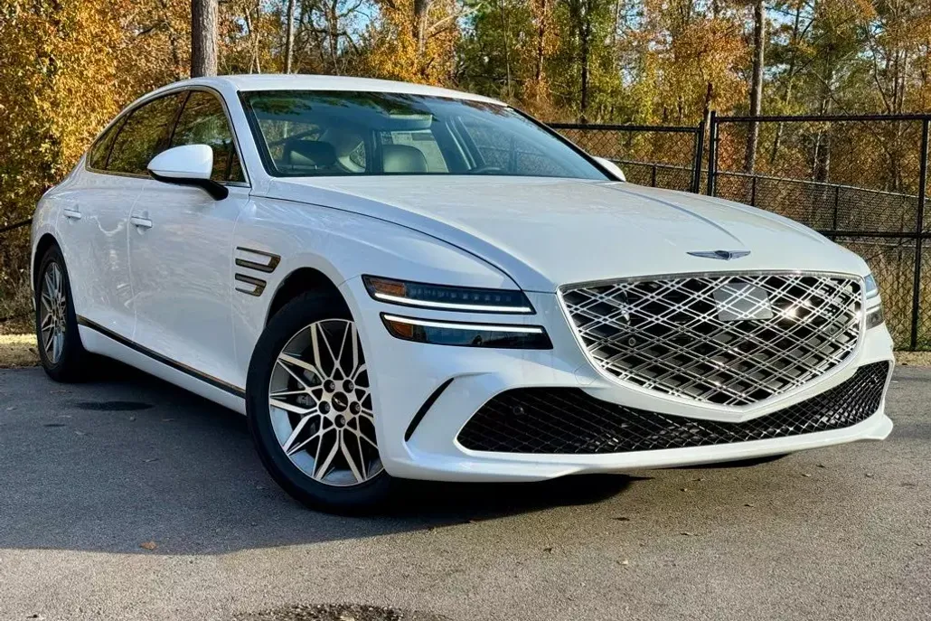 2025 Genesis G80 2.5T AWD photo 1