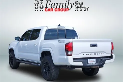 2021 Toyota Tacoma SR photo 3