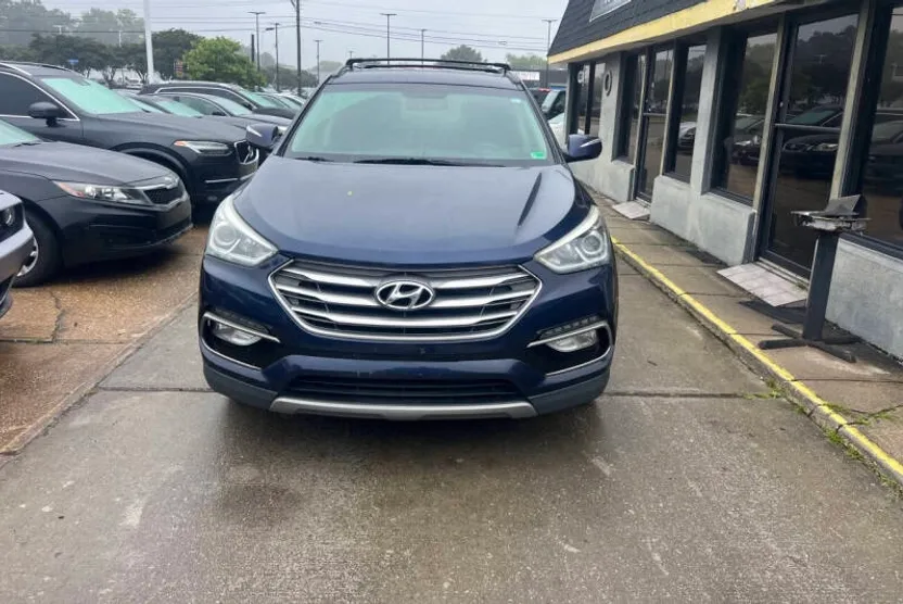 2017 Hyundai Santa Fe Sport 2.0T photo 1