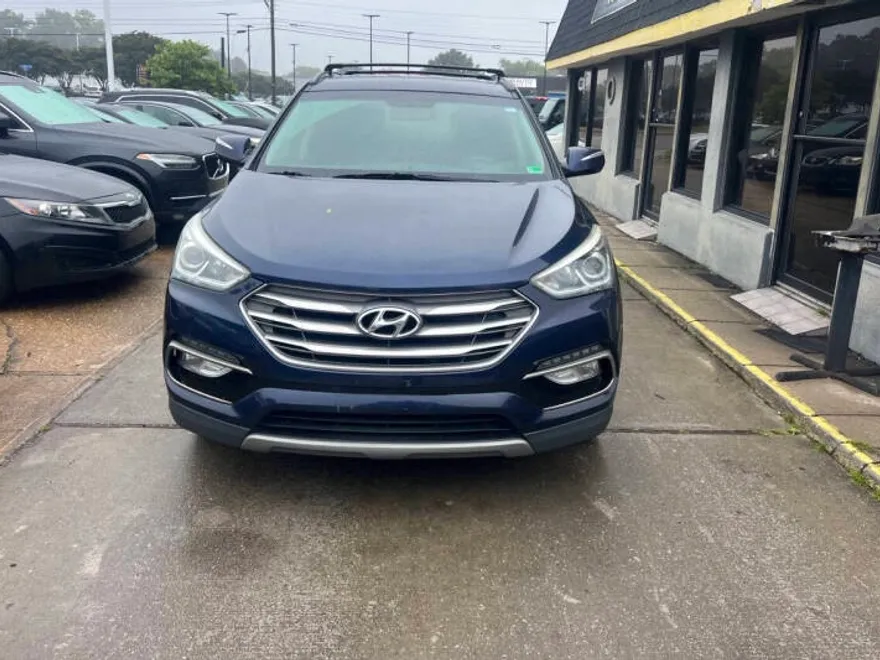 2017 Hyundai Santa Fe Sport 2.0T photo 1