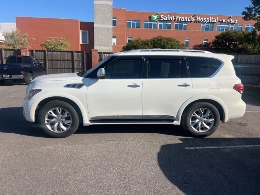 2013 Infiniti QX56 Base photo 1