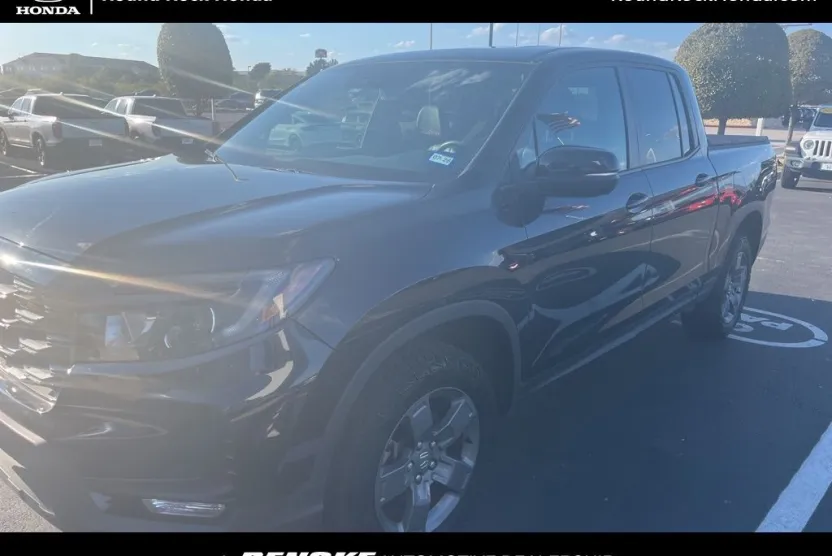 2024 Honda Ridgeline TrailSport photo 1