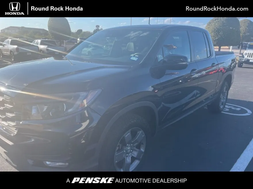 2024 Honda Ridgeline TrailSport photo 1