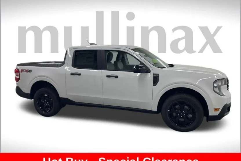 2025 Ford Maverick XLT photo 1