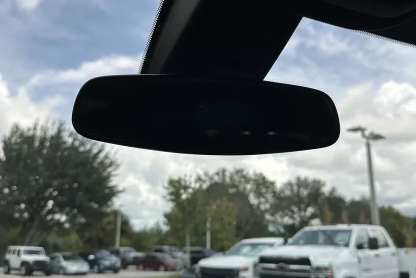 2023 Chevrolet Traverse photo 1