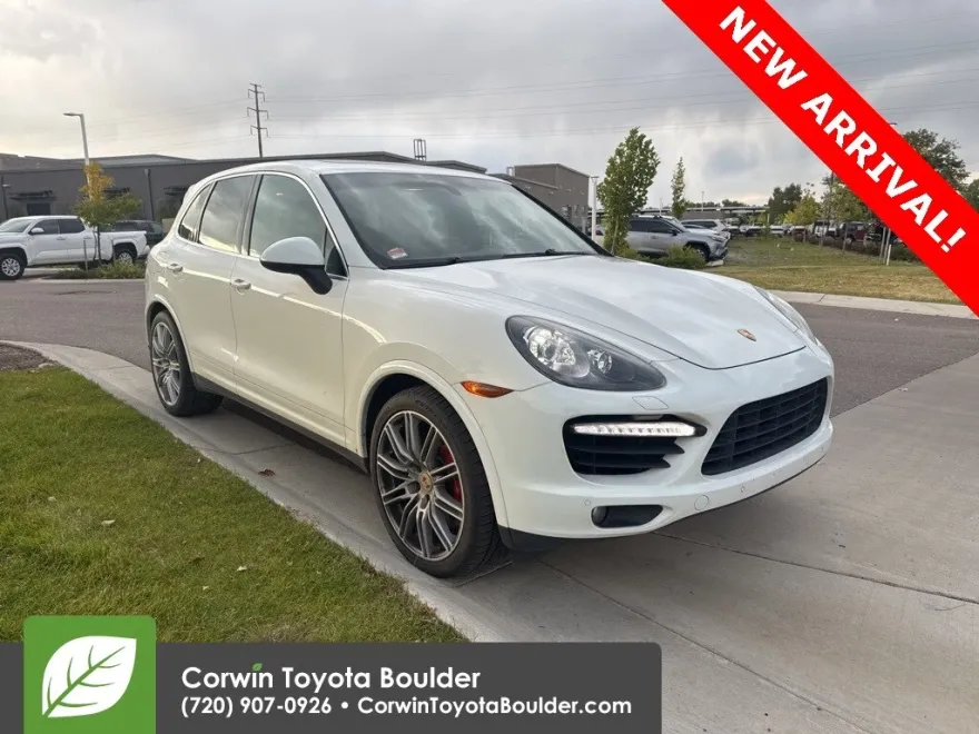 2014 Porsche Cayenne Turbo photo 1