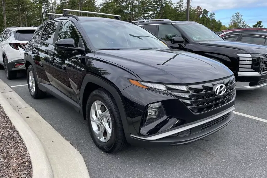 2024 Hyundai Tucson SEL photo 1