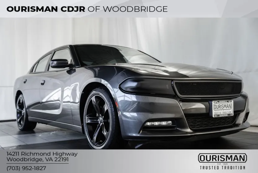 2018 Dodge Charger R/T photo 1