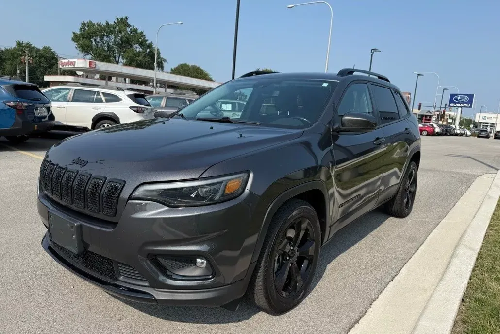 2021 Jeep Cherokee Latitude photo 1