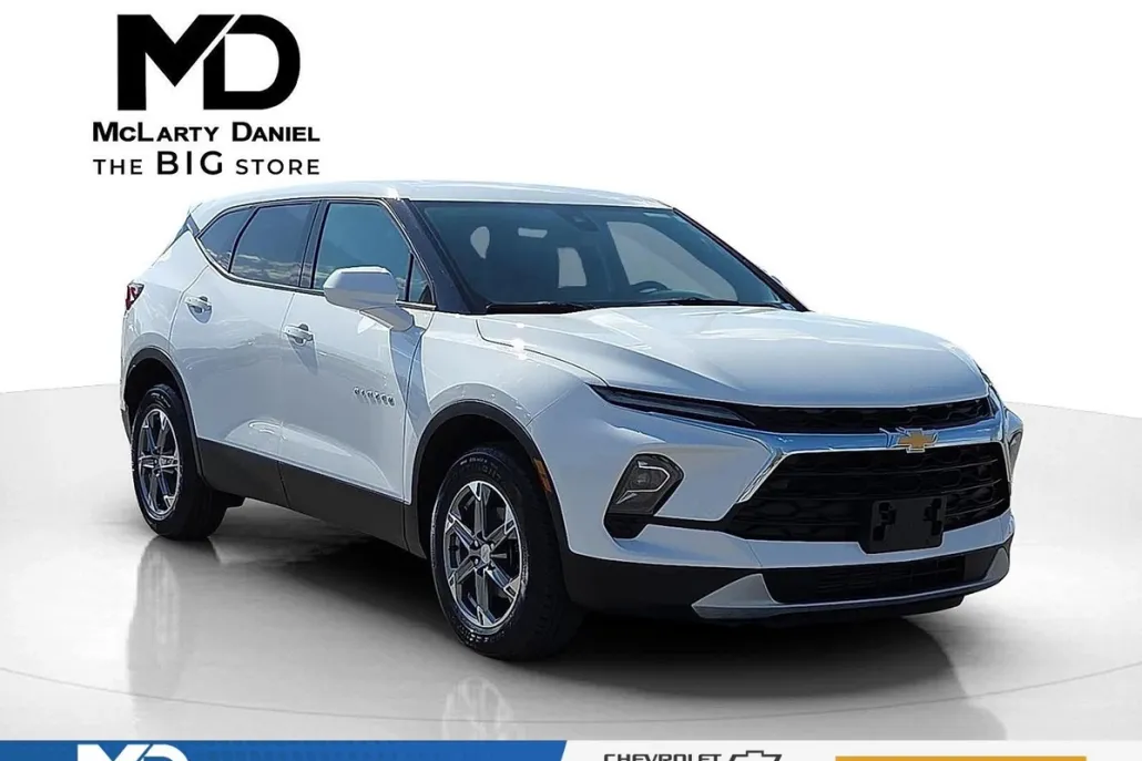 2023 Chevrolet Blazer 2LT photo 1