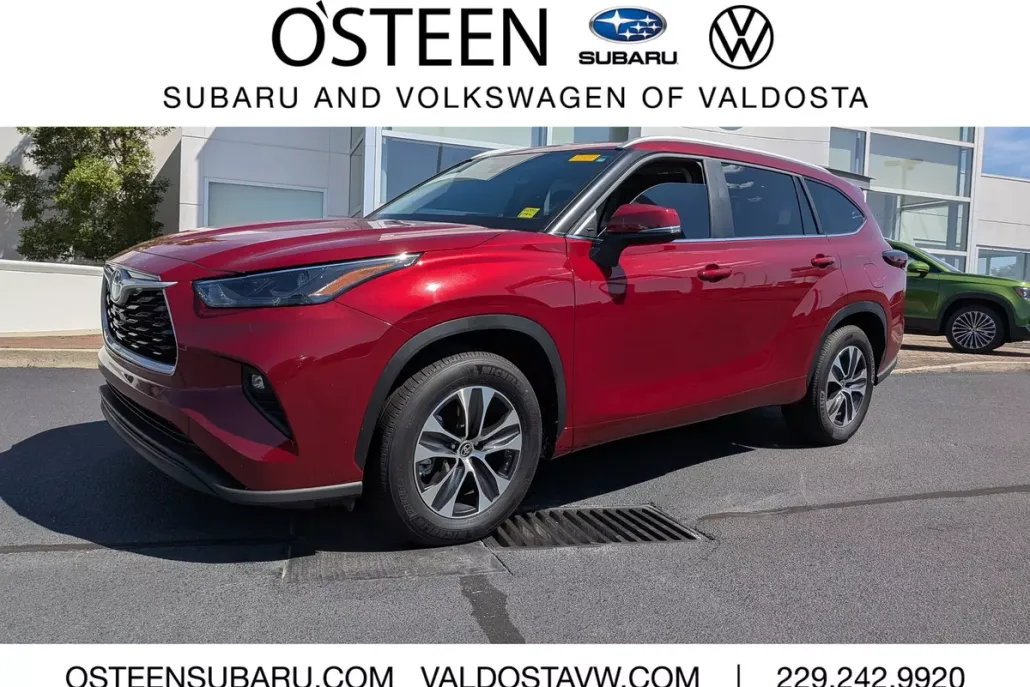 2025 Toyota Highlander XLE Limited photo 1