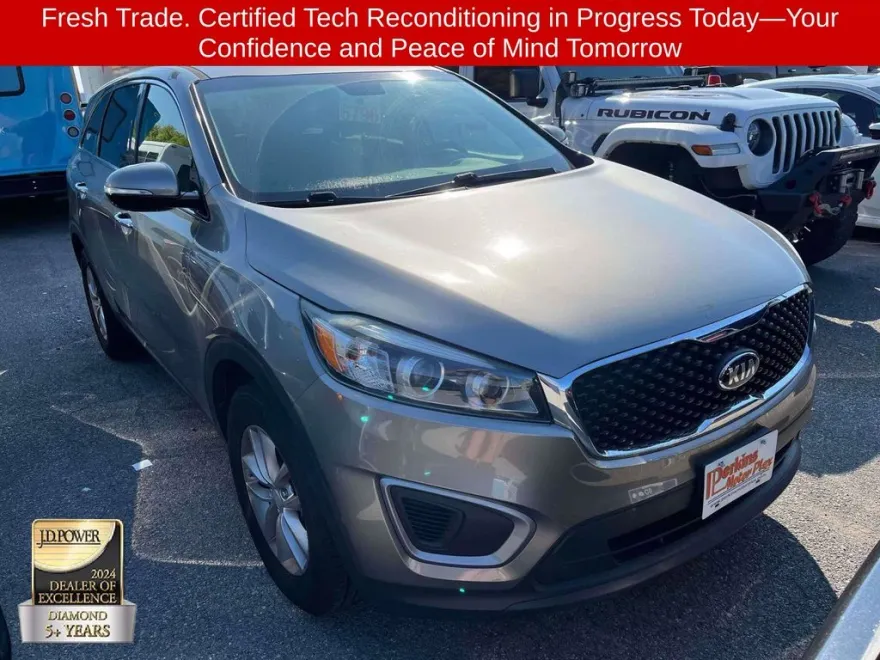2016 Kia Sorento L photo 1