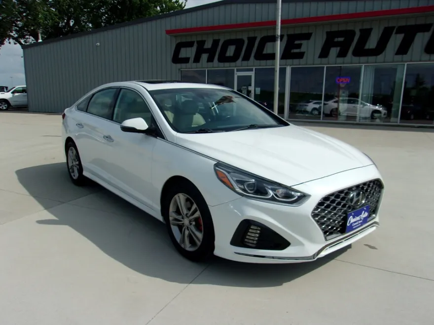 2019 Hyundai Sonata Limited photo 1