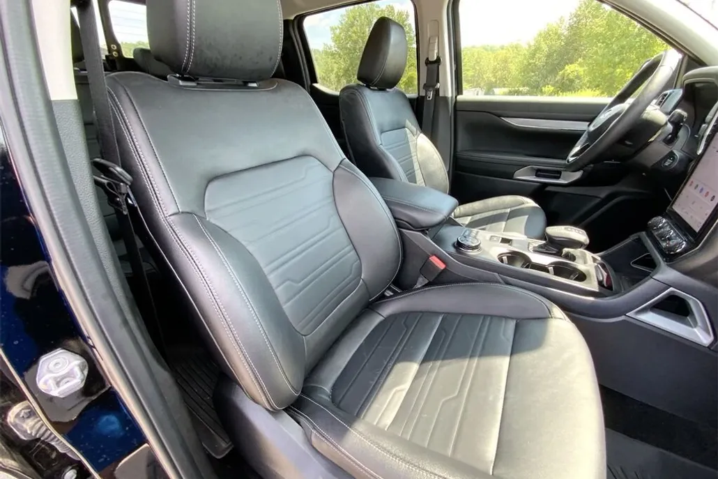 2024 Ford Ranger Lariat photo 1