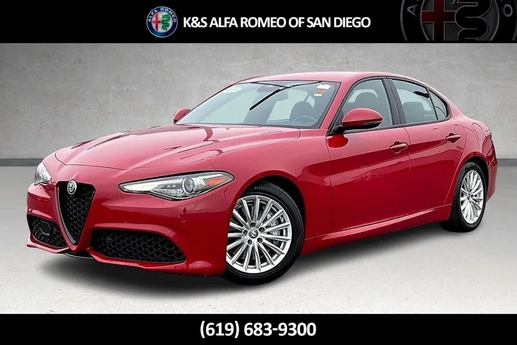 2022 Alfa Romeo Giulia SPRINT photo 1