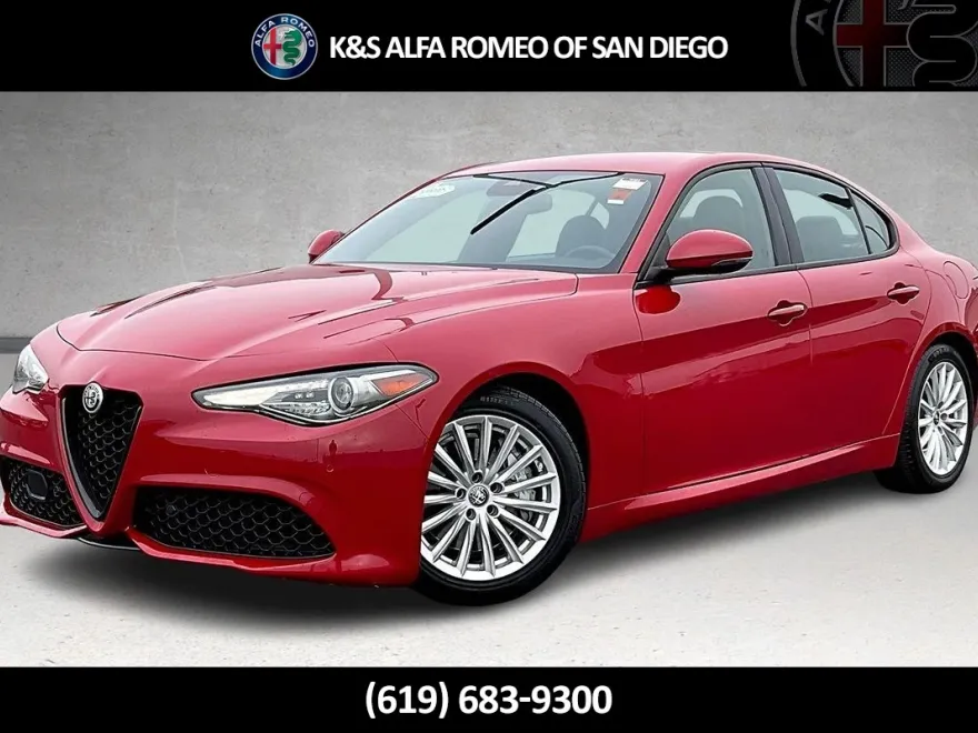 2022 Alfa Romeo Giulia SPRINT photo 1