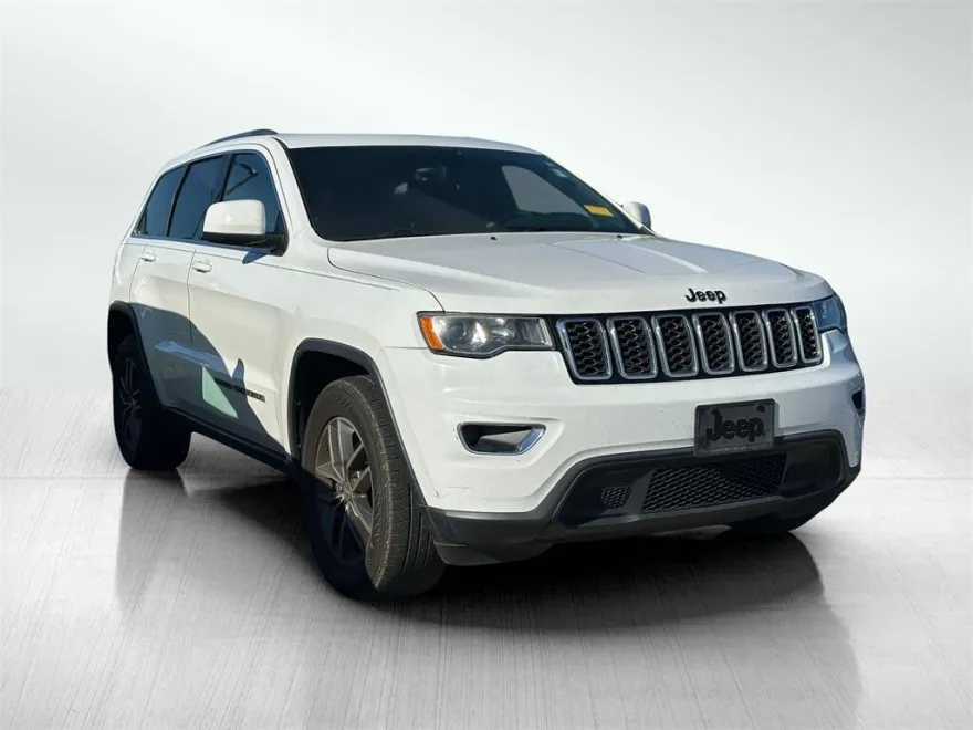 2018 Jeep Grand Cherokee Laredo photo 1