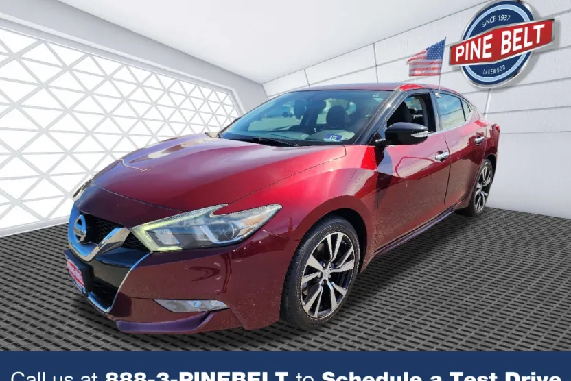 2017 Nissan Maxima SV photo 1