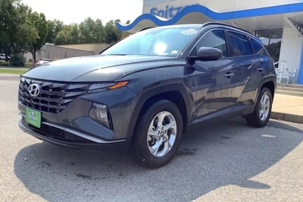 2024 Hyundai Tucson SEL photo 1