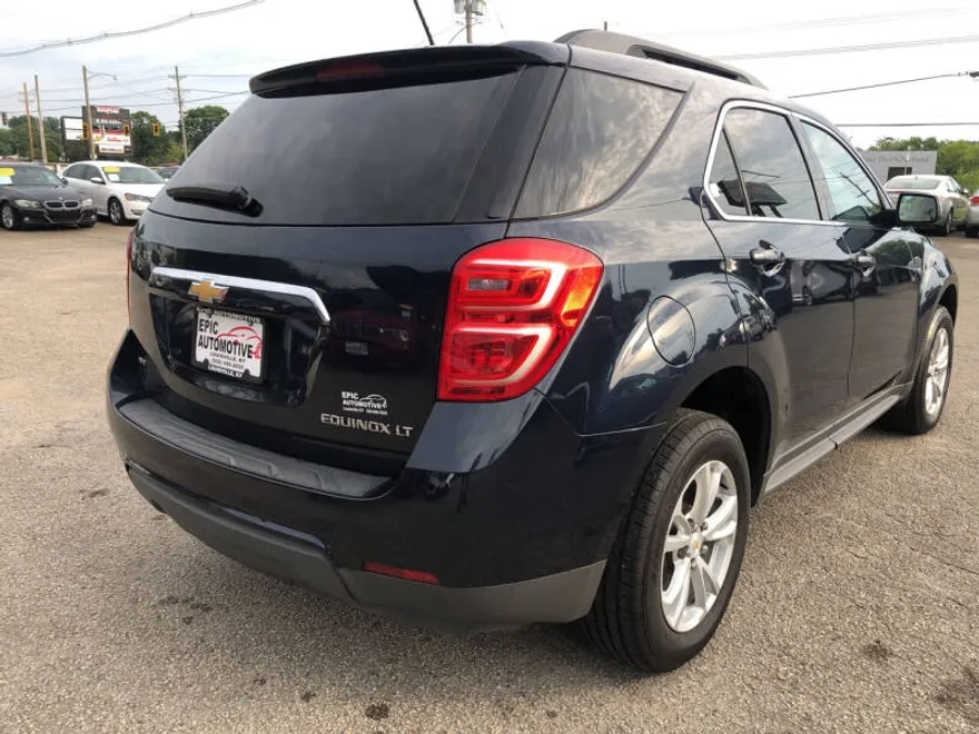 2016 Chevrolet Equinox LT photo 1