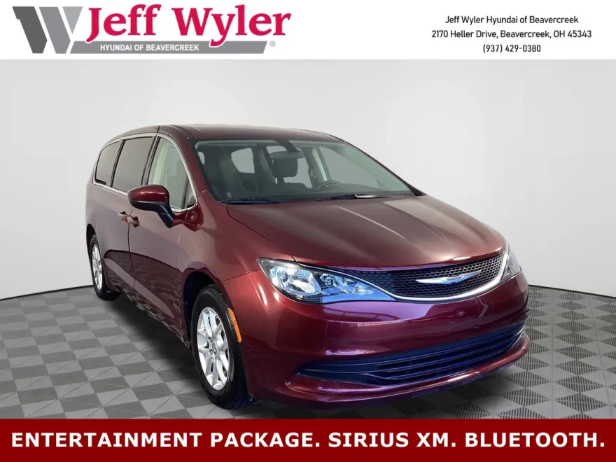 2019 Chrysler Pacifica LX photo 1