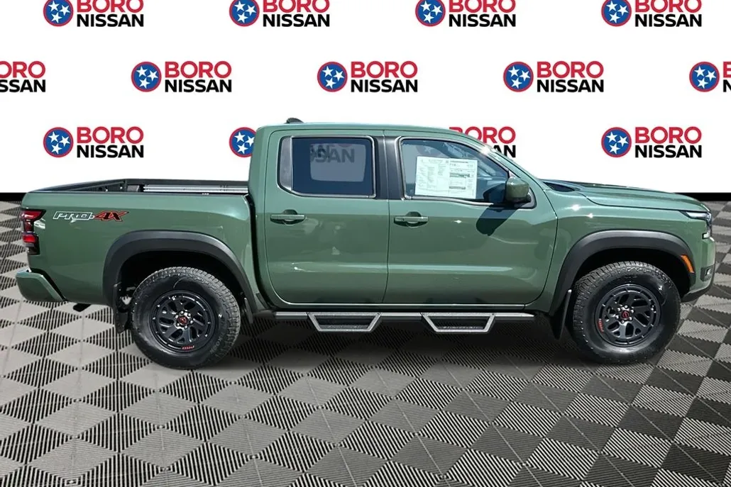 2026 Nissan Frontier PRO-4X photo 1