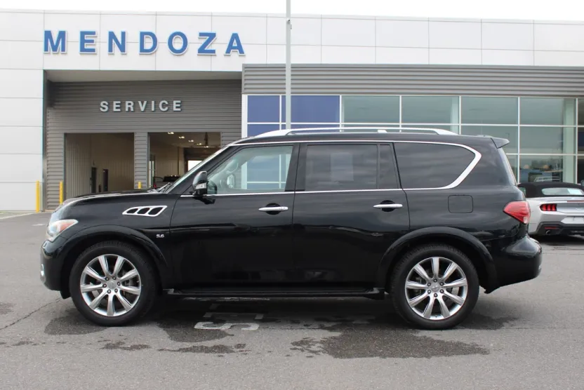 2014 Infiniti QX80 photo 1