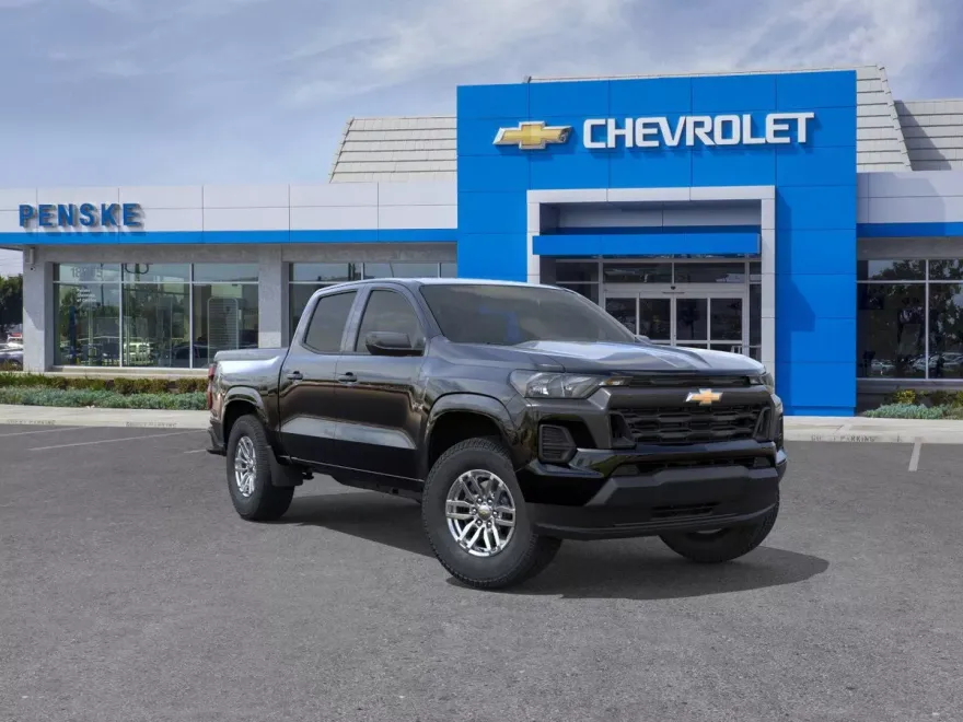 2026 Chevrolet Colorado LT photo 1