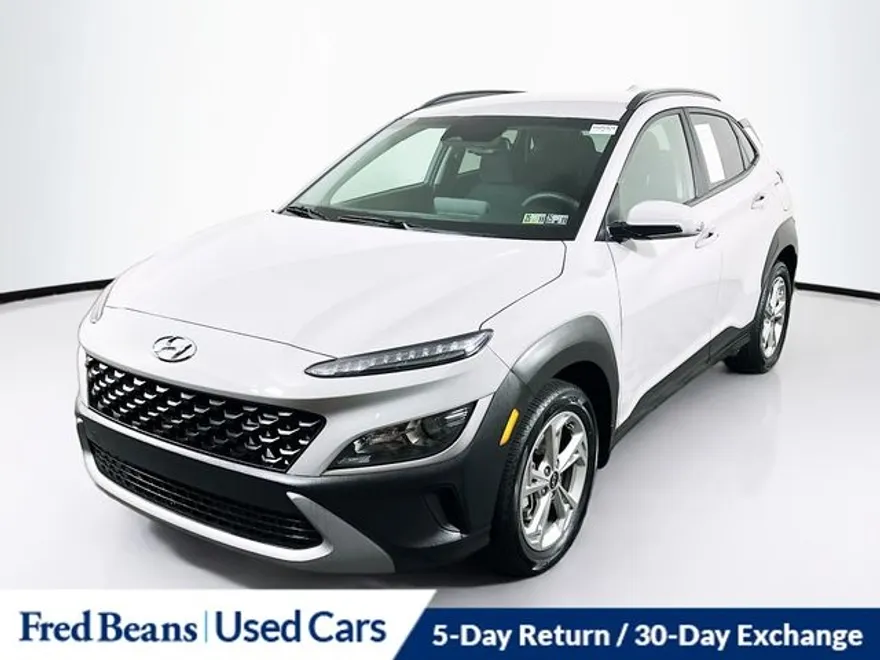 2023 Hyundai Kona SEL photo 1