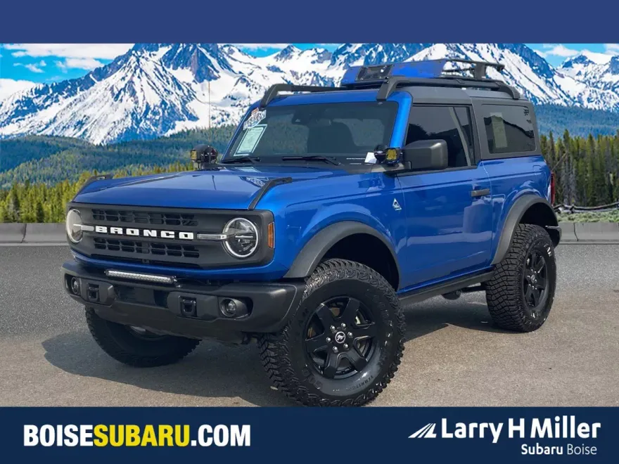2022 Ford Bronco Black Diamond photo 1