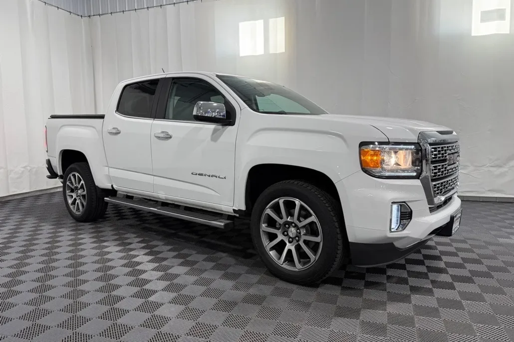 2022 Gmc Canyon Denali photo 1