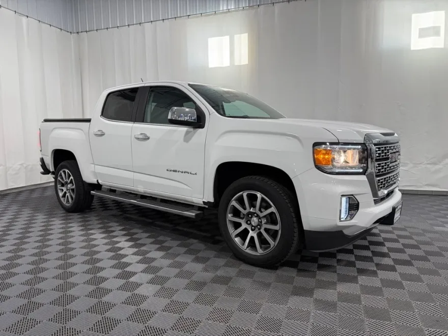 2022 Gmc Canyon Denali photo 1