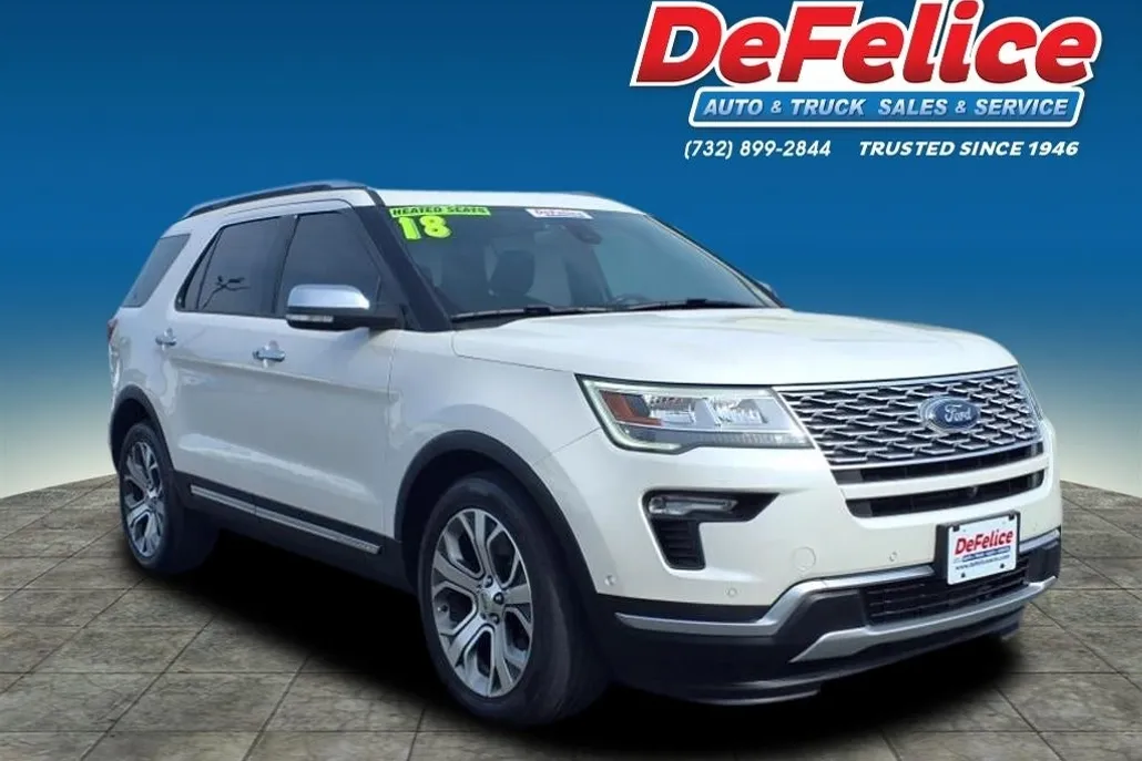 2018 Ford Explorer Platinum photo 1