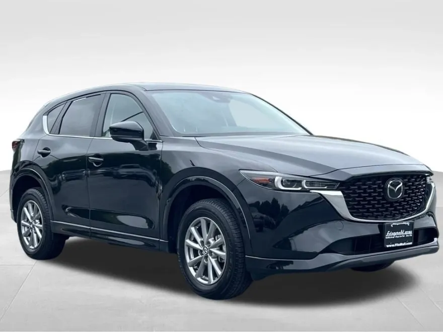 2025 Mazda CX-5 2.5 S Preferred photo 1