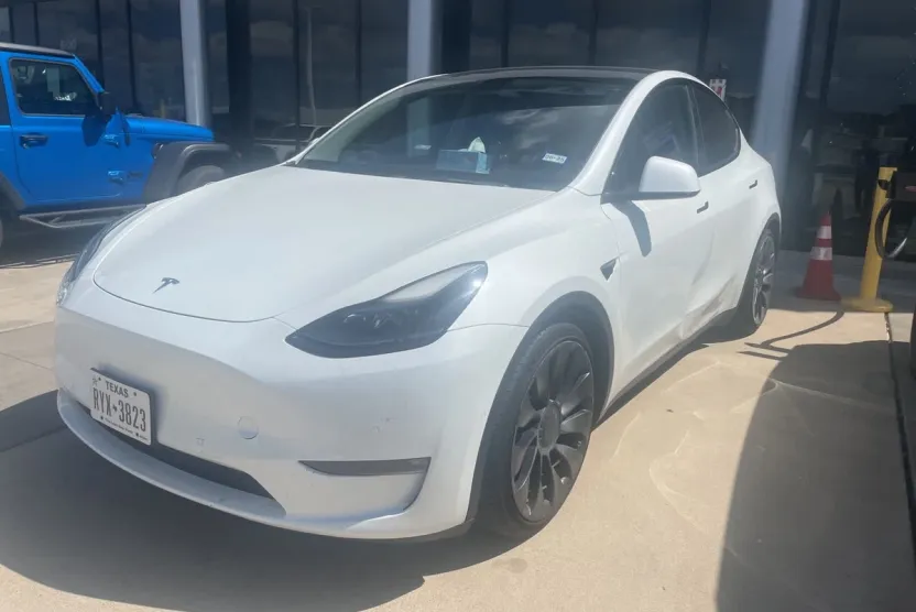 2022 Tesla Model Y Performance photo 1