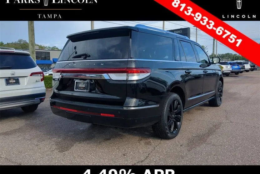 2022 Lincoln Navigator L Reserve photo 1