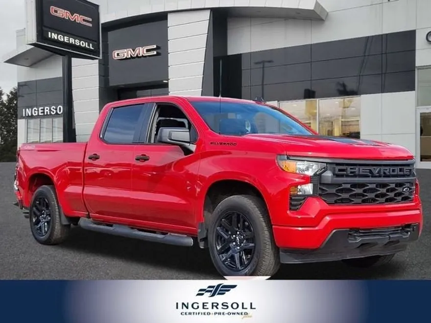 2023 Chevrolet Silverado 1500 Custom photo 1