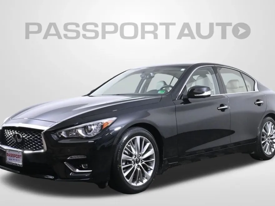 2022 Infiniti Q50 LUXE photo 1