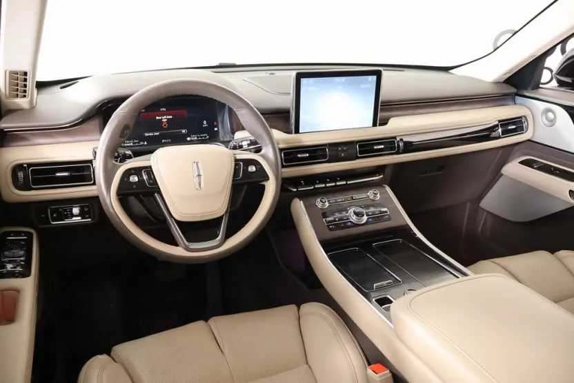 2023 Lincoln Aviator Reserve photo 1