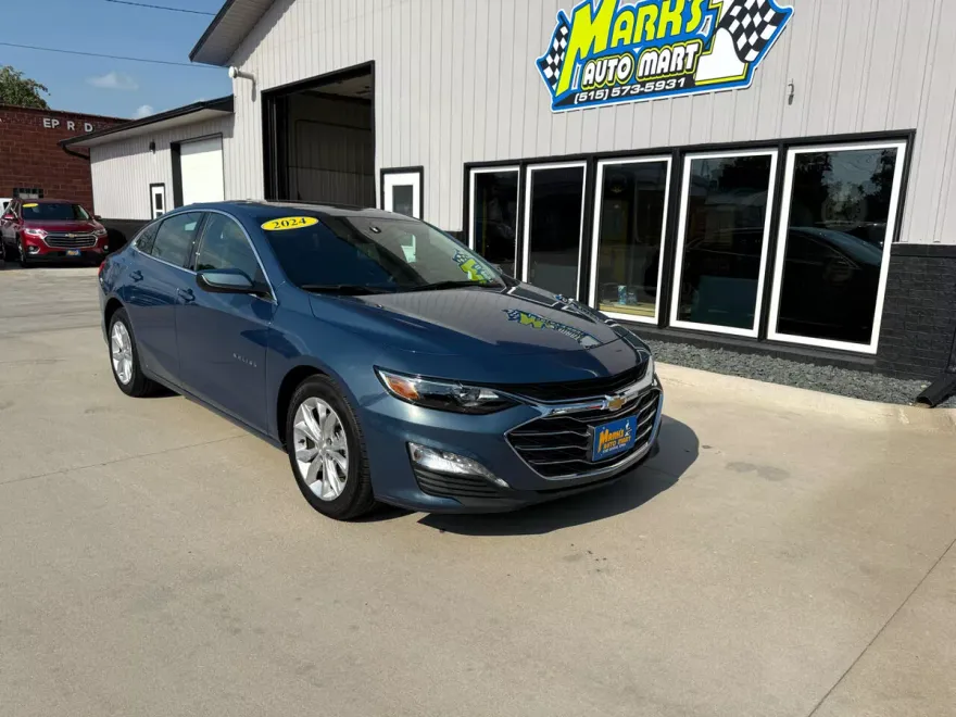 2024 Chevrolet Malibu 1LT photo 1