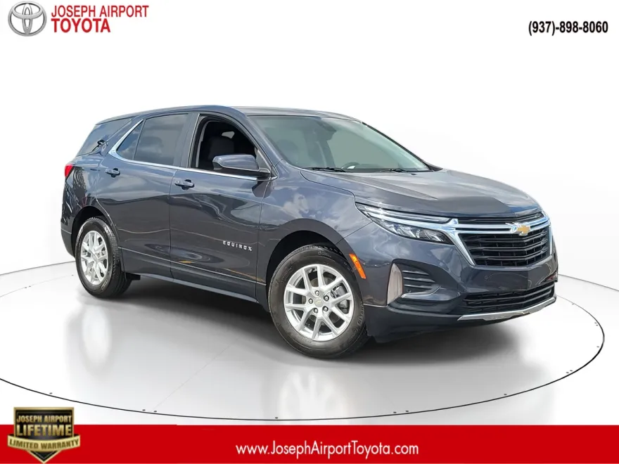 2022 Chevrolet Equinox LT photo 1