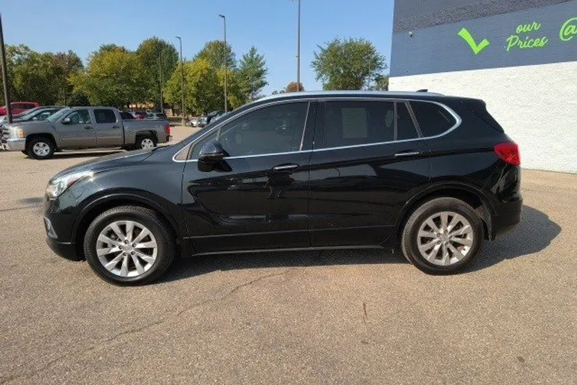 2017 Buick Envision Essence photo 1