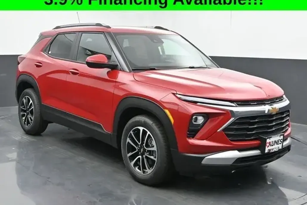 2026 Chevrolet Trailblazer LT photo 1
