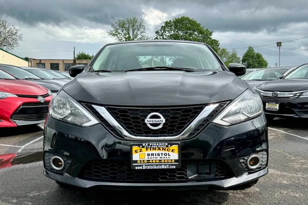 2019 Nissan Sentra SV photo 1
