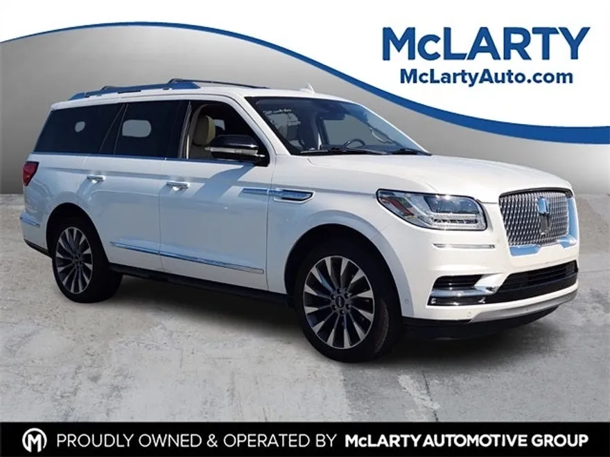 2019 Lincoln Navigator Select photo 1